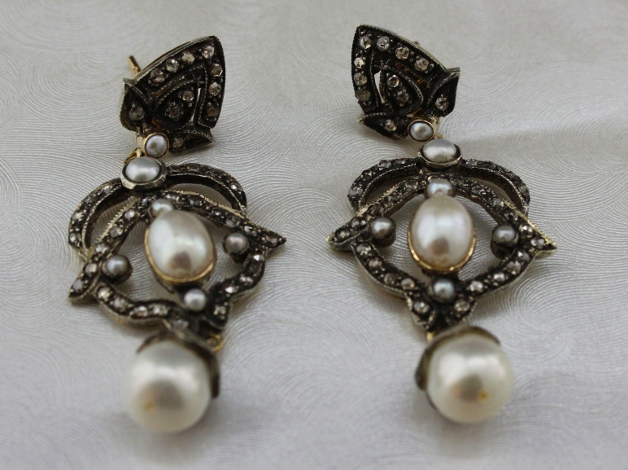 (image for) AN ANTIQUE DESIGN SILVER AND GOLD PEARL INTAN EARSTUD